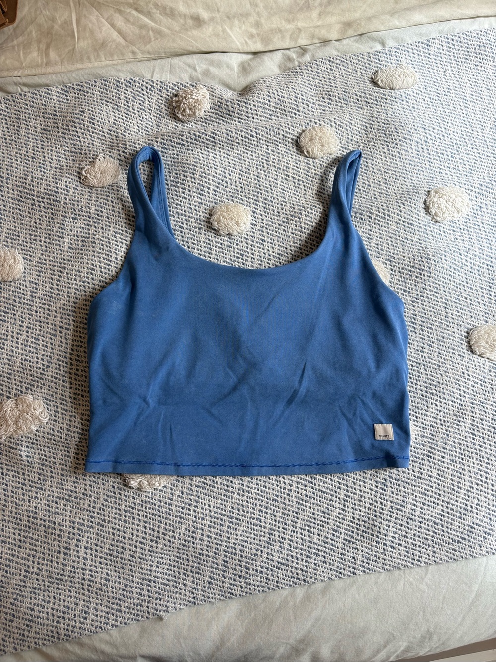 Vuori blue crop tank